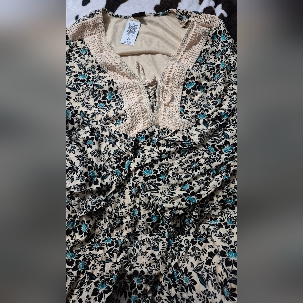 Torrid Mini Gauze Lace-up Skater Dress - Size 2 NWT - Picture 7 of 7